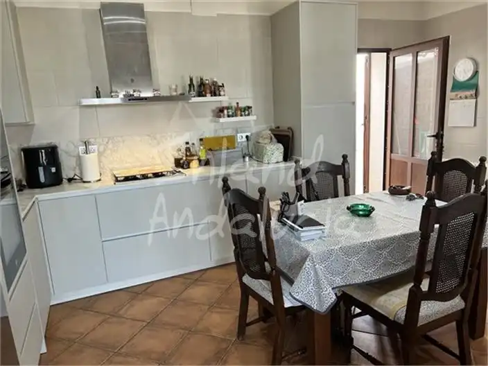 Casa rústica amb piscina en venda a Alcalá la Real, imagen 7