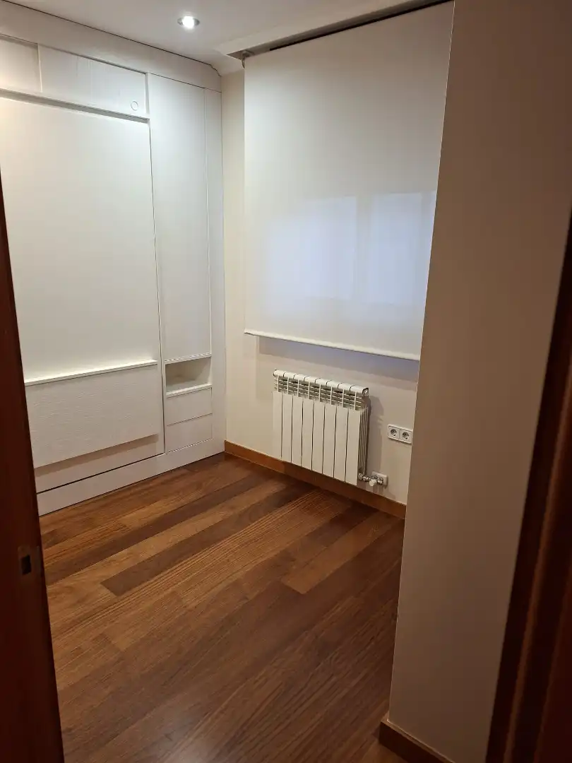 Bedroom of Attic for rent in Pontevedra Capital   with Heating, Parquet flooring and Terrace
