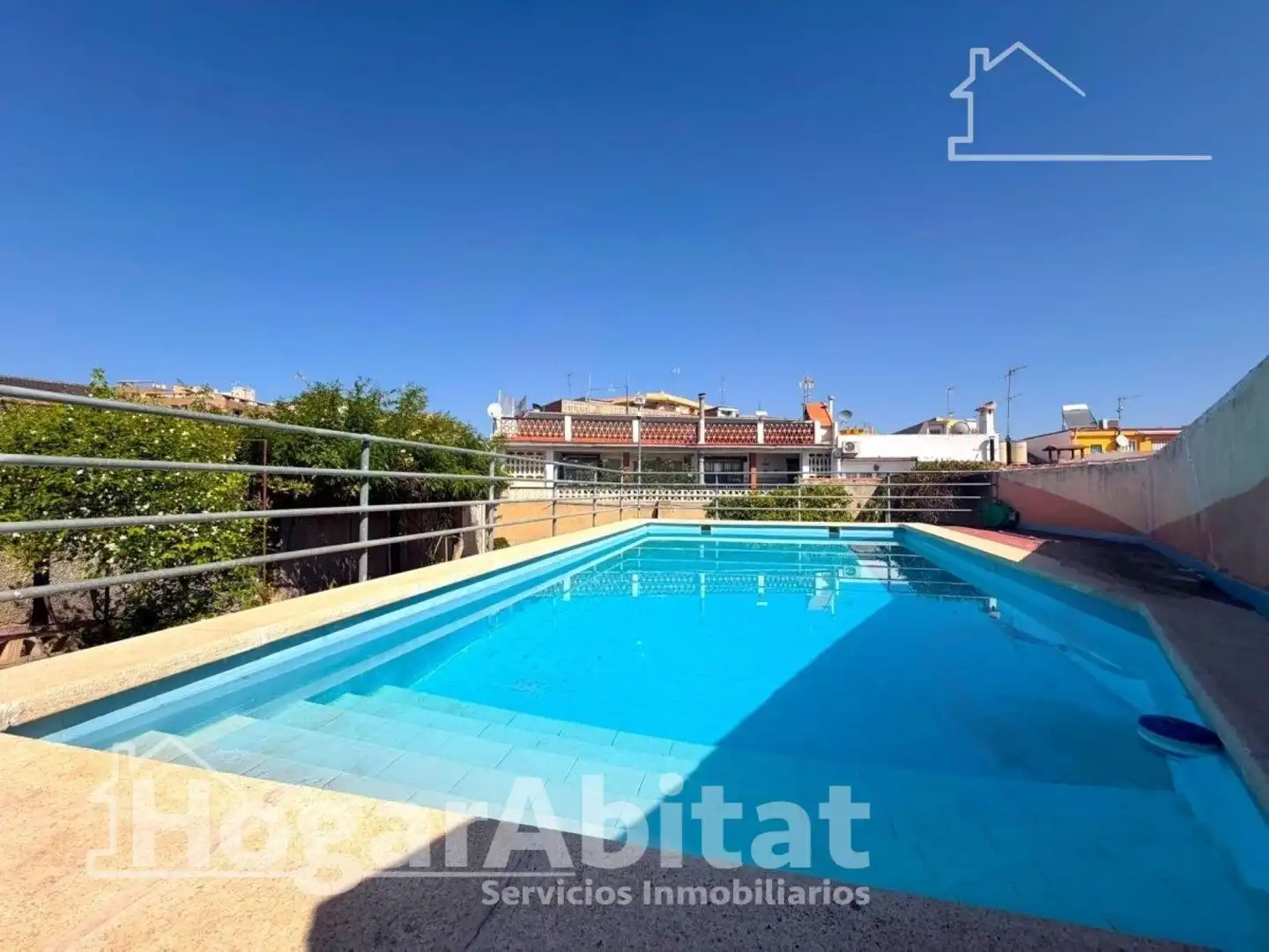 Piscina de Casa o xalet en venda en Benaguasil amb Aire condicionat, Jardí privat i Terrassa