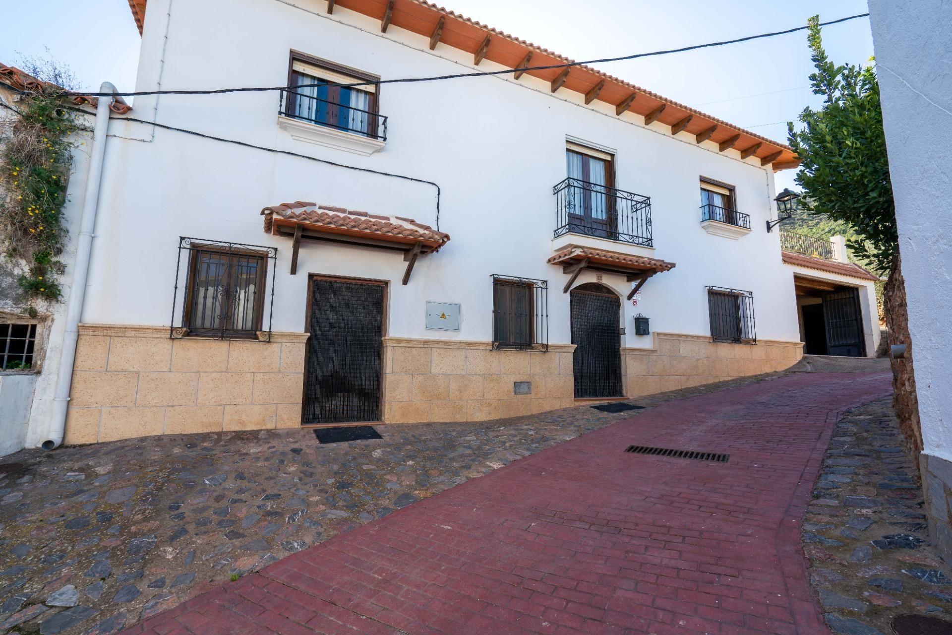 Vista exterior de Casa o xalet en venda en Fondón amb Calefacció, Jardí privat i Terrassa