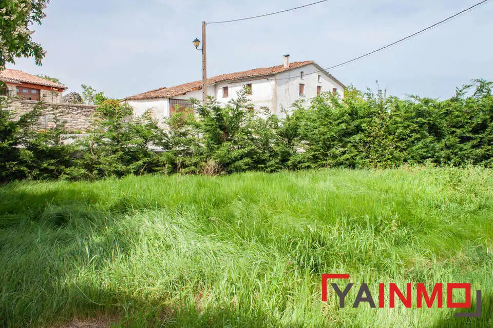Casa o xalet en venda en Vitoria - Gasteiz amb Calefacció, Jardí privat i Terrassa