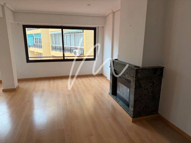 Piso en Venta en Carrer de Campos Crespo en Sant Isidre