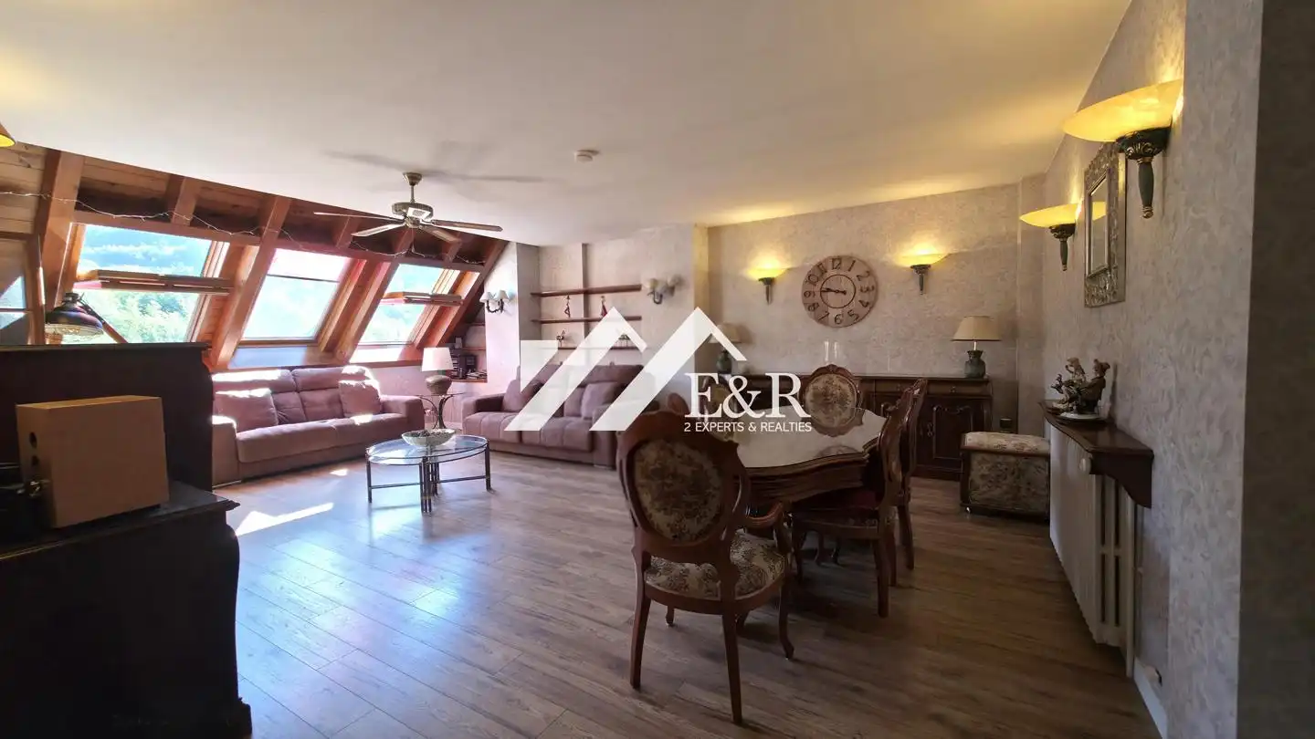 Dúplex con ascensor en venta en Av. de Sant Antoni