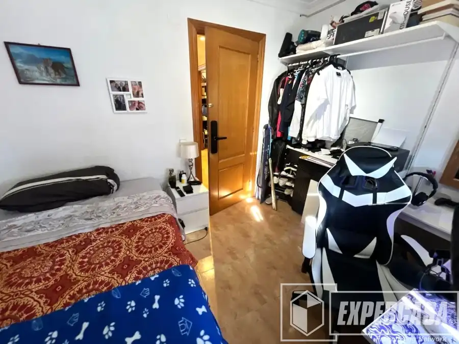 Bedroom of Flat for sale in Valencia  with Air Conditioner