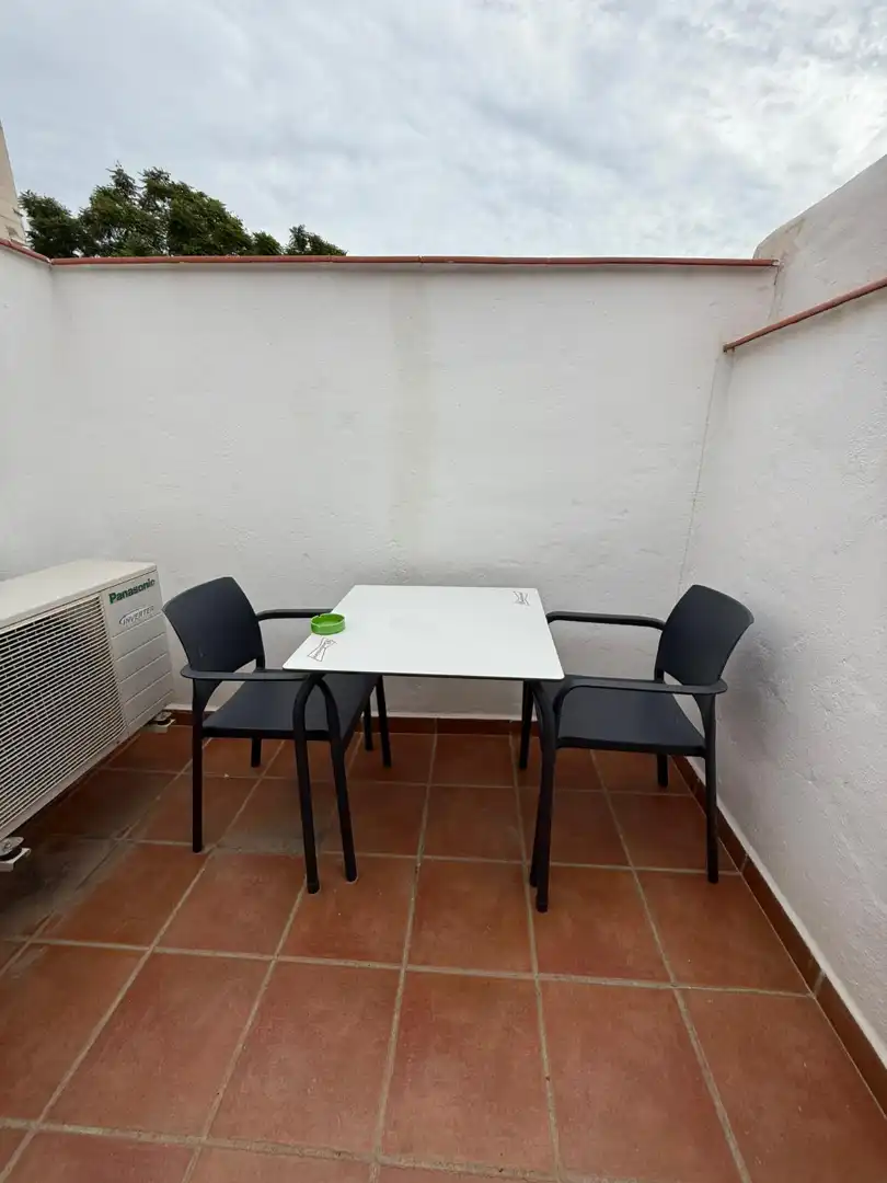 Room in Calle Alcalde Ronquillo, 20, Martiricos - La Roca - La Rosaleda