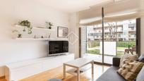 Living room of Flat for sale in Sant Cugat del Vallès  with Air Conditioner, Heating and Terrace