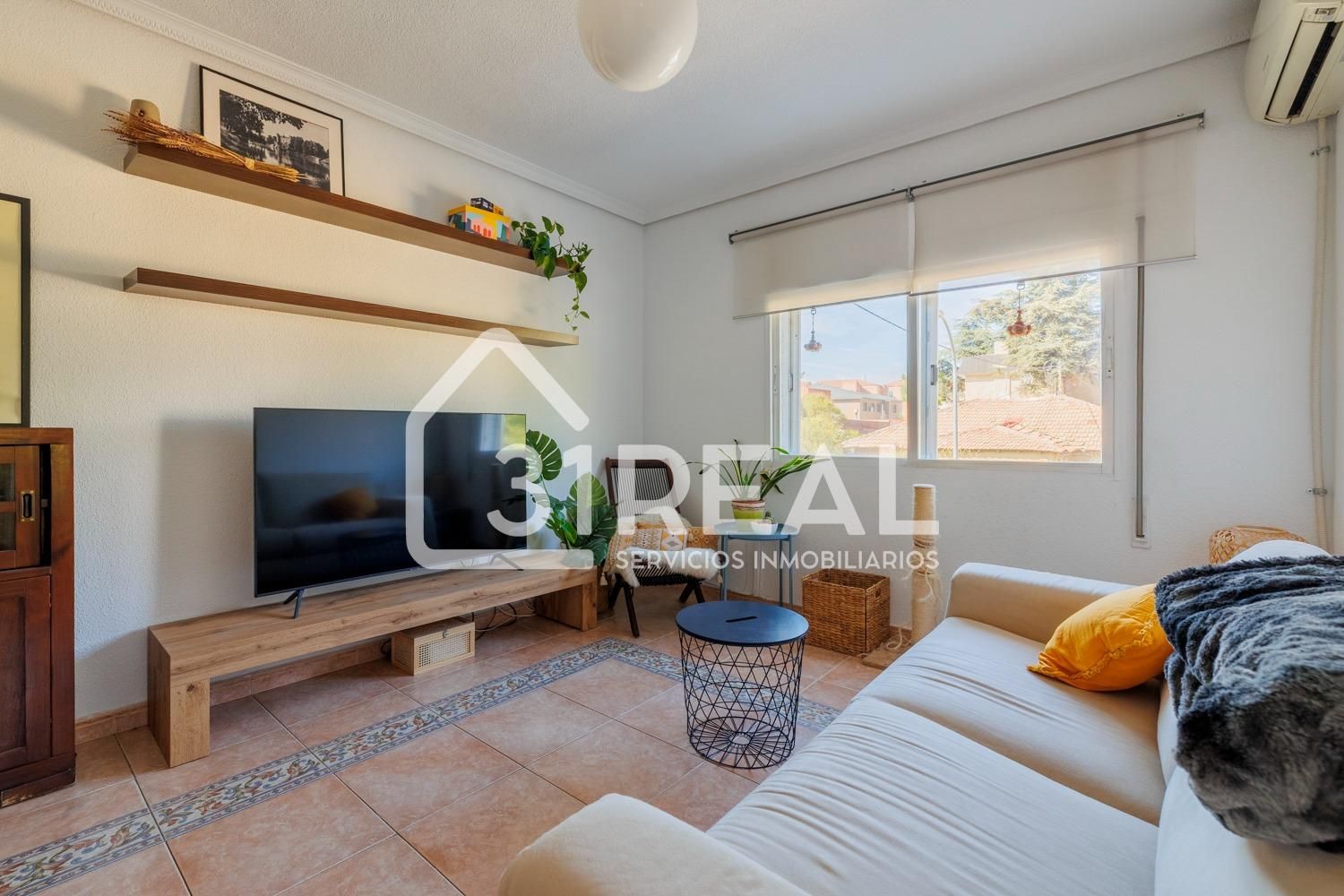 Sala de estar de Piso en venta en  Madrid Capital con Aire acondicionado