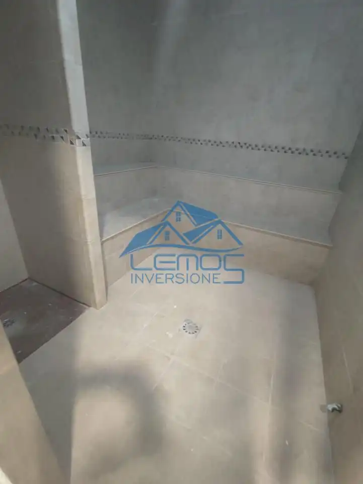 Bathroom of Houses for sale in Candamo  with Air Conditioner, Private garden and Terrace