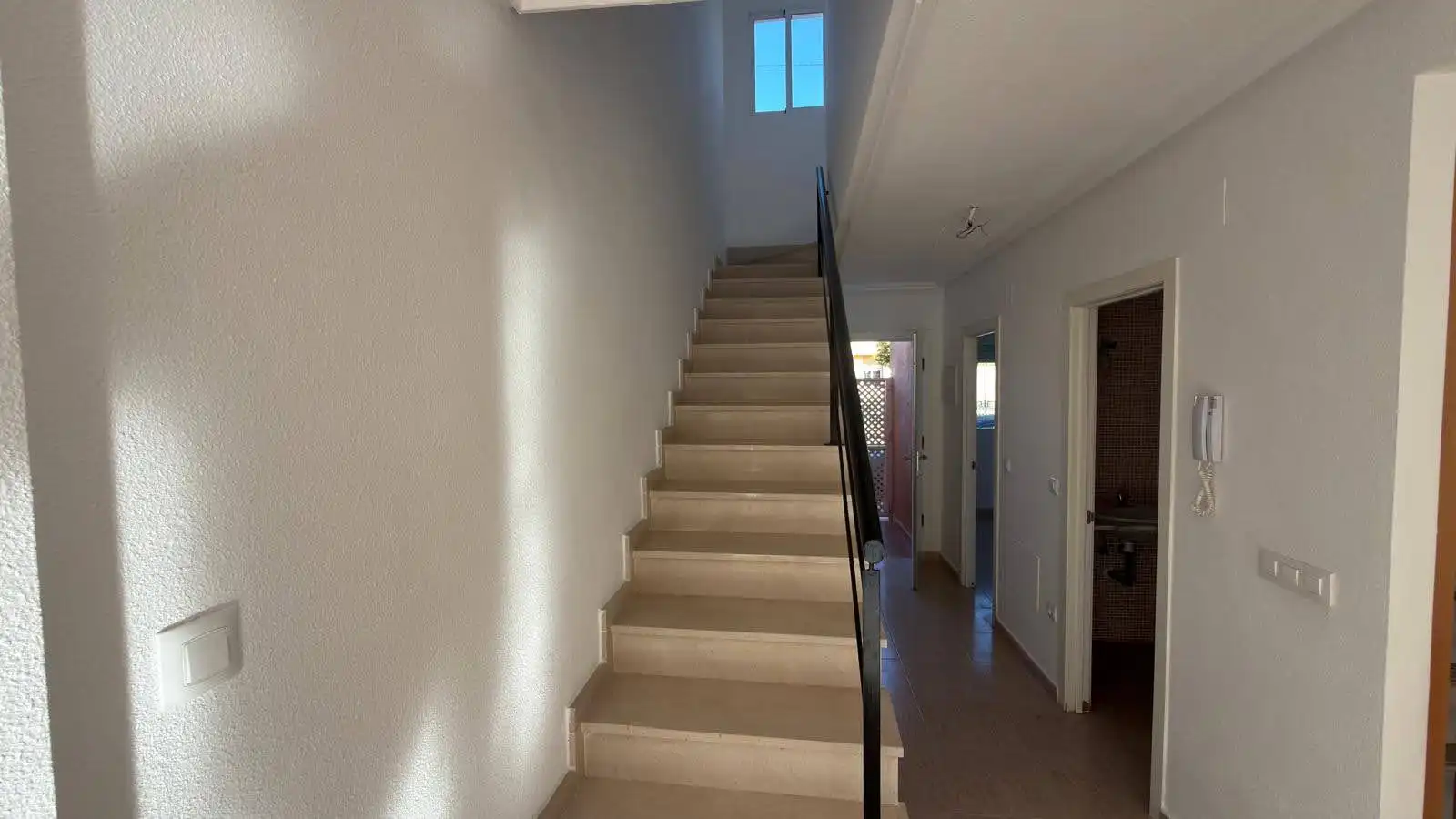 Terraced house with pool for sale in Avenida de la Región de Murcia, imagen 9