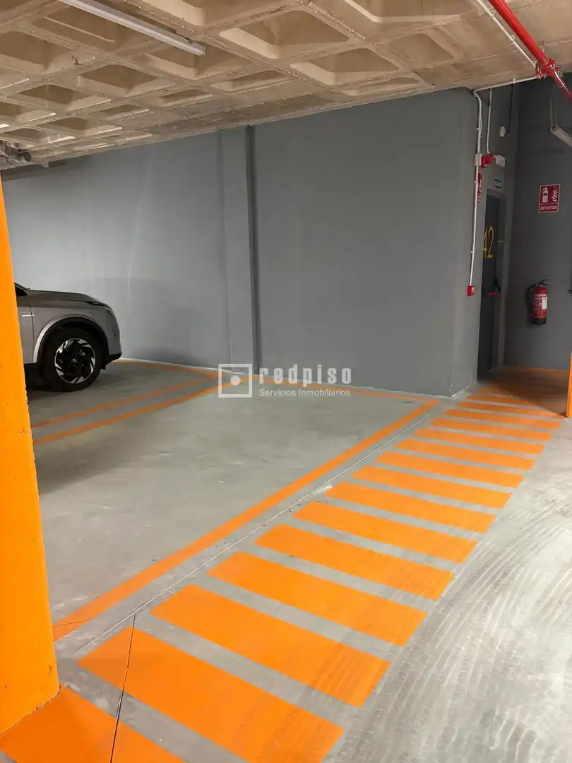 Einzelparkplatz mit Aufzug zum Verkauf in Vicálvaro, imagen 2