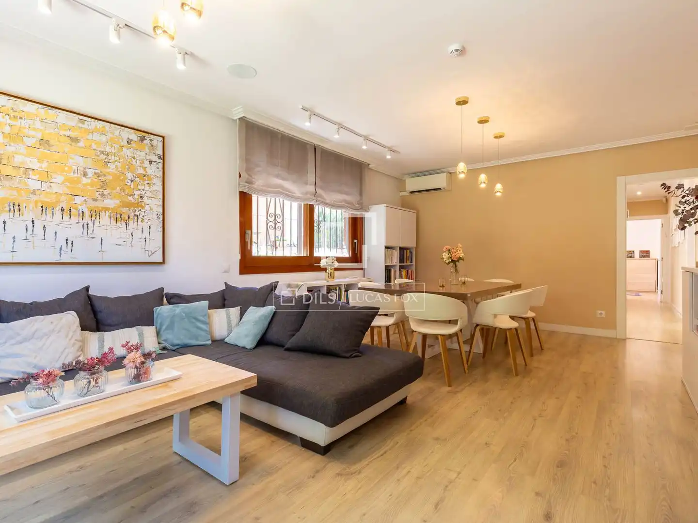 Sala de estar de Piso en venta en Esplugues de Llobregat con Aire acondicionado, Calefacción y Jardín privado