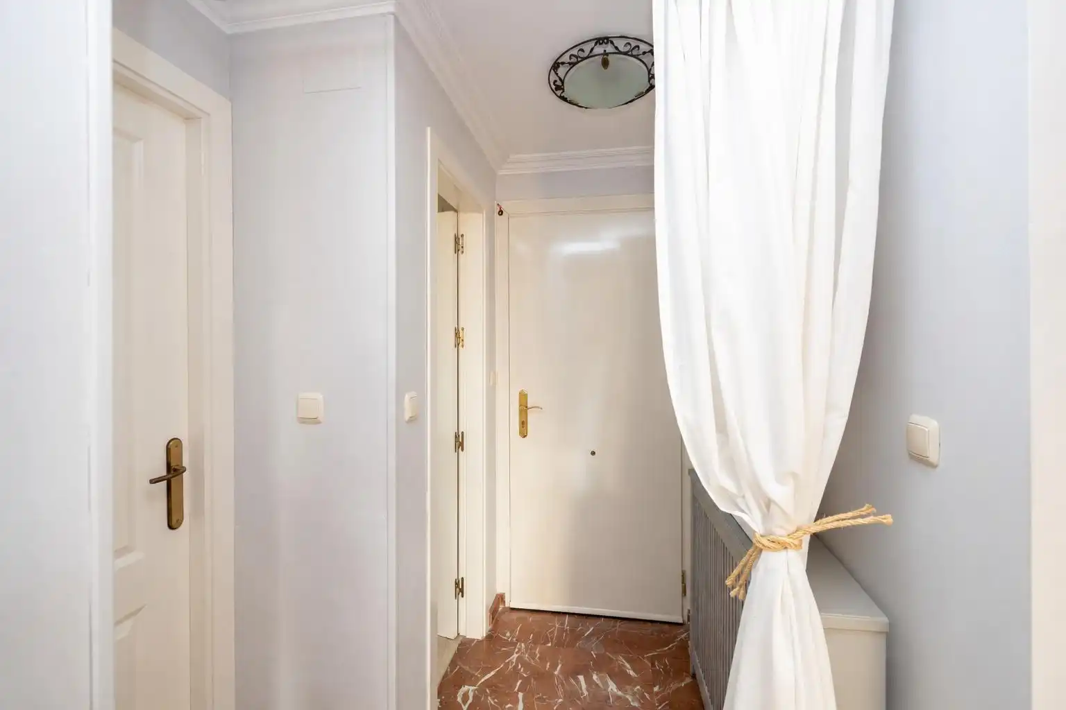 Casa aparellada amb piscina en venda a Calle María Pinet 10, imagen 9