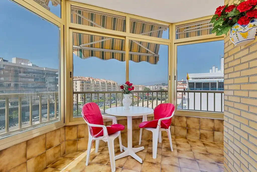 Apartamento con ascensor en venta en Playa de los Boliches, imagen 5