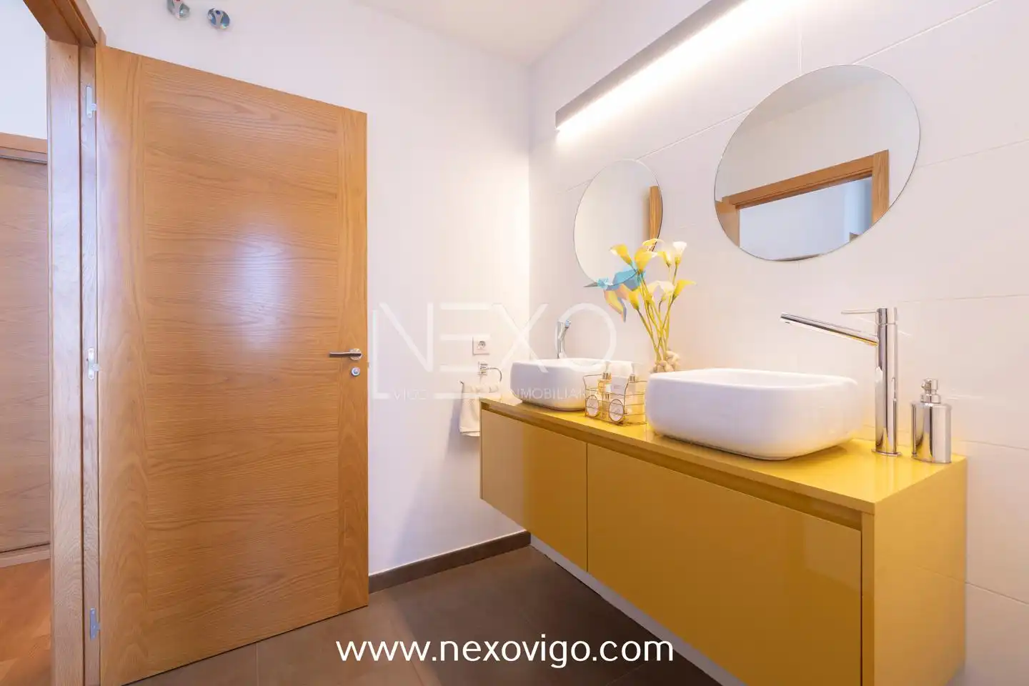 Bathroom of Houses for sale in Vigo   with Heating, Private garden and Terrace