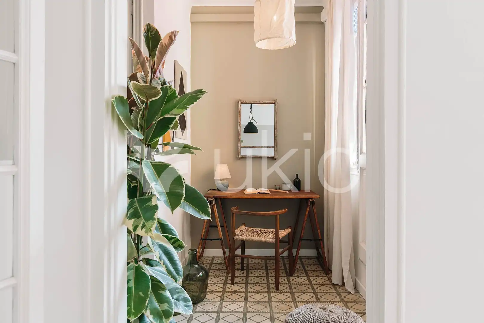 Apartamento con ascensor en alquiler en Carrer de Viladomat, imagen 8
