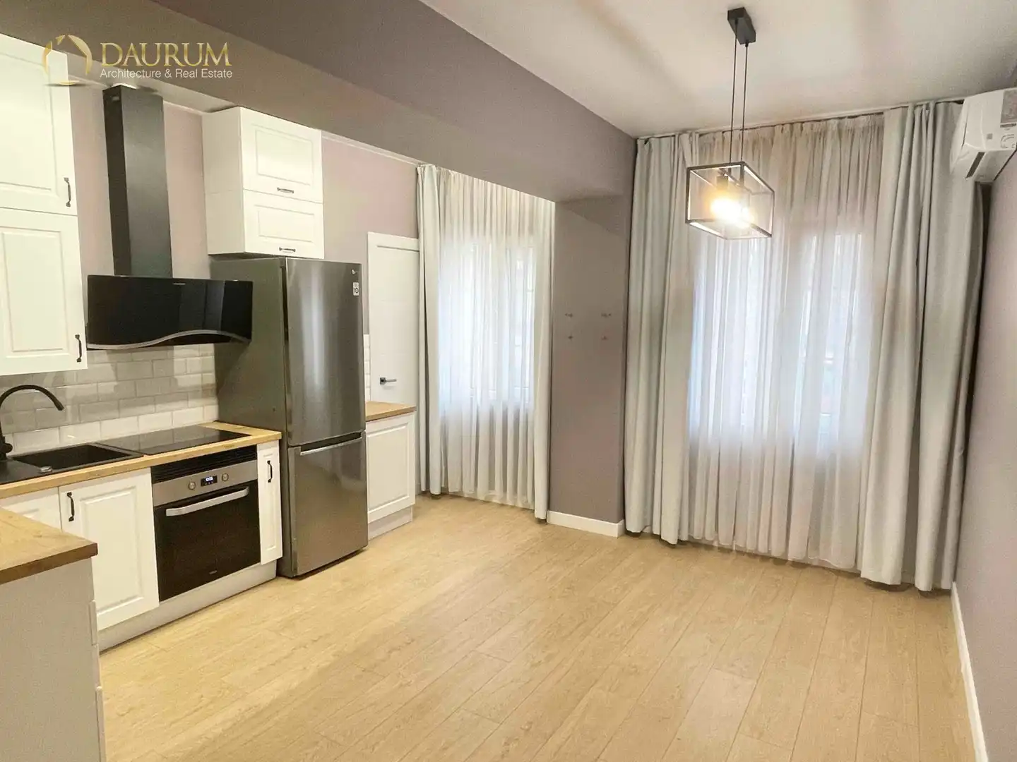 Kitchen of Flat for sale in  Valencia Capital  with Air Conditioner, Storage room and Furnished