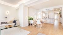 Sala d'estar de Pis en venda en  Valencia Capital amb Aire condicionat, Calefacció i Balcó