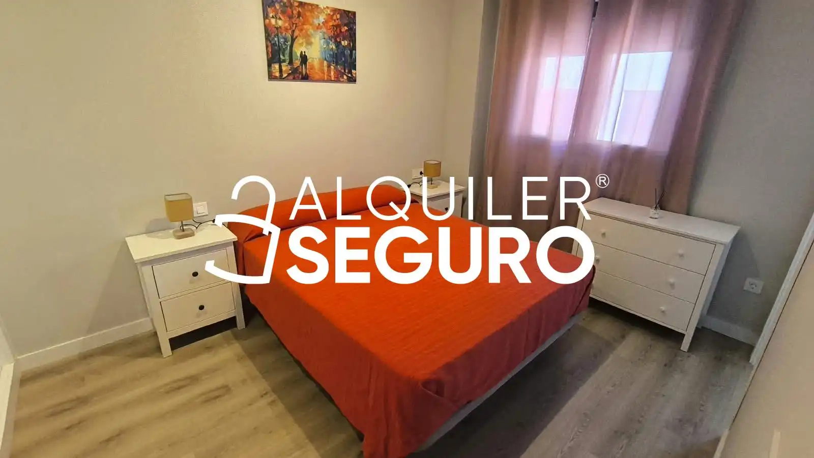 Habitación de Piso de alquiler en Sevilla con Aire acondicionado, Trastero y Piscina