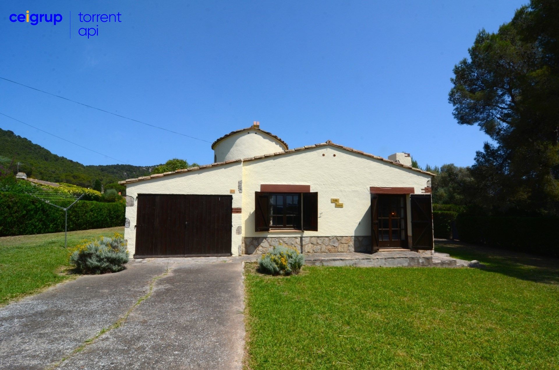 Exterior view of House or chalet for sale in L'Estartit  with Terrace and Furnished