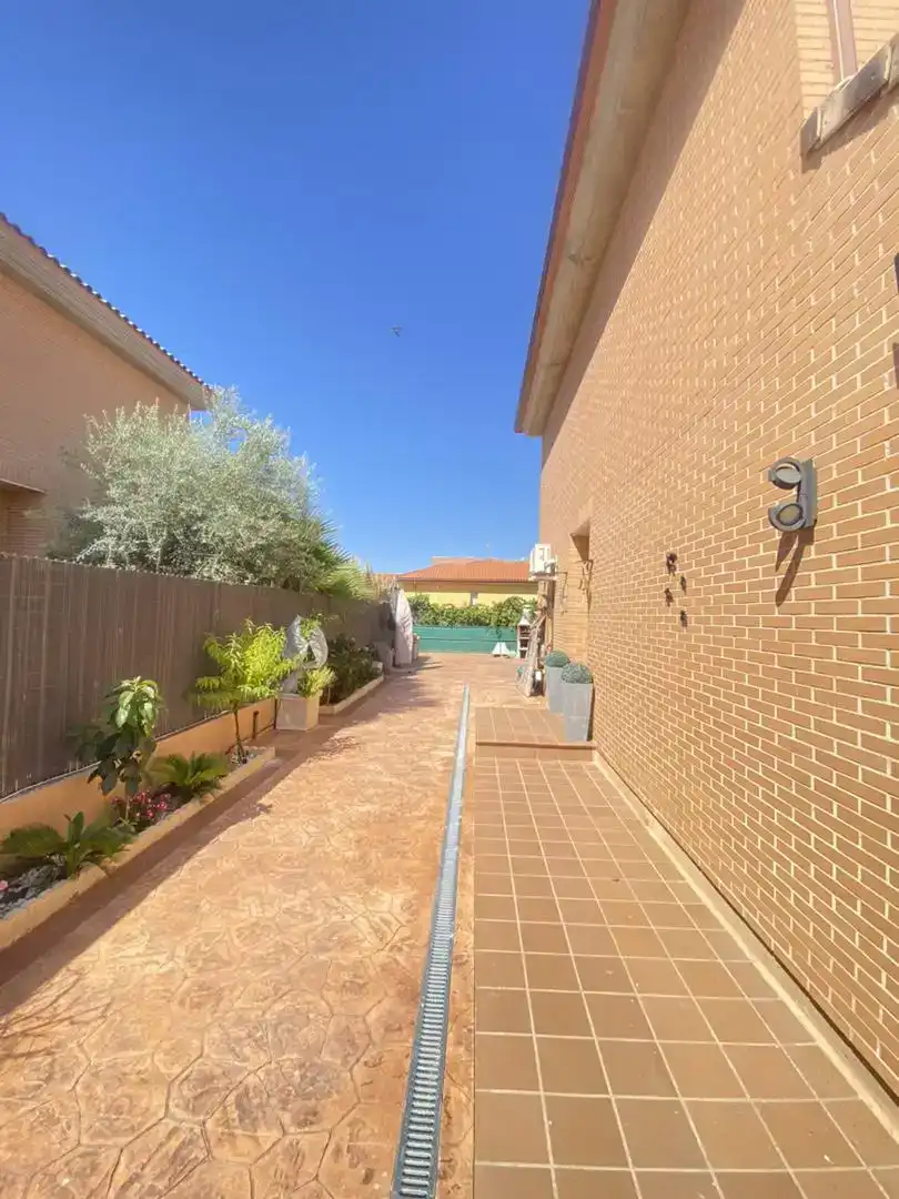 Terrassa de Pis en venda en Erustes amb Aire condicionat