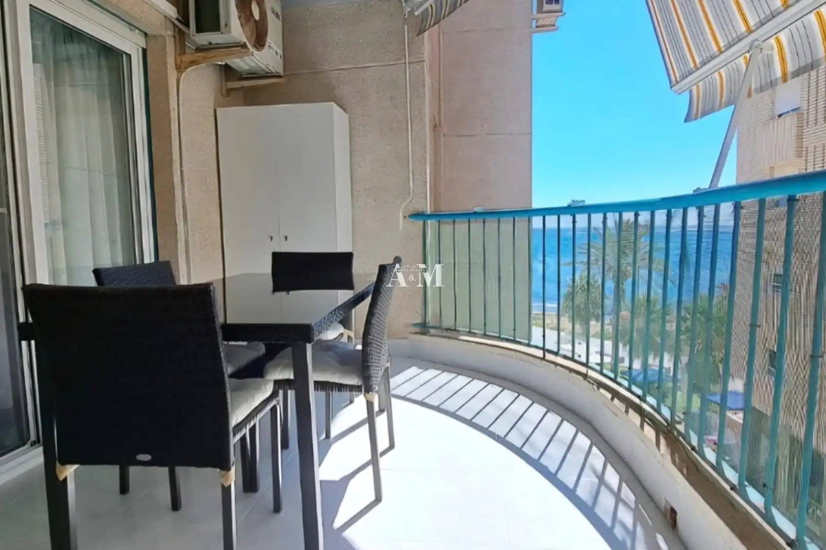 Terrassa de Apartament de lloguer en Torrevieja amb Aire condicionat, Calefacció i Terrassa