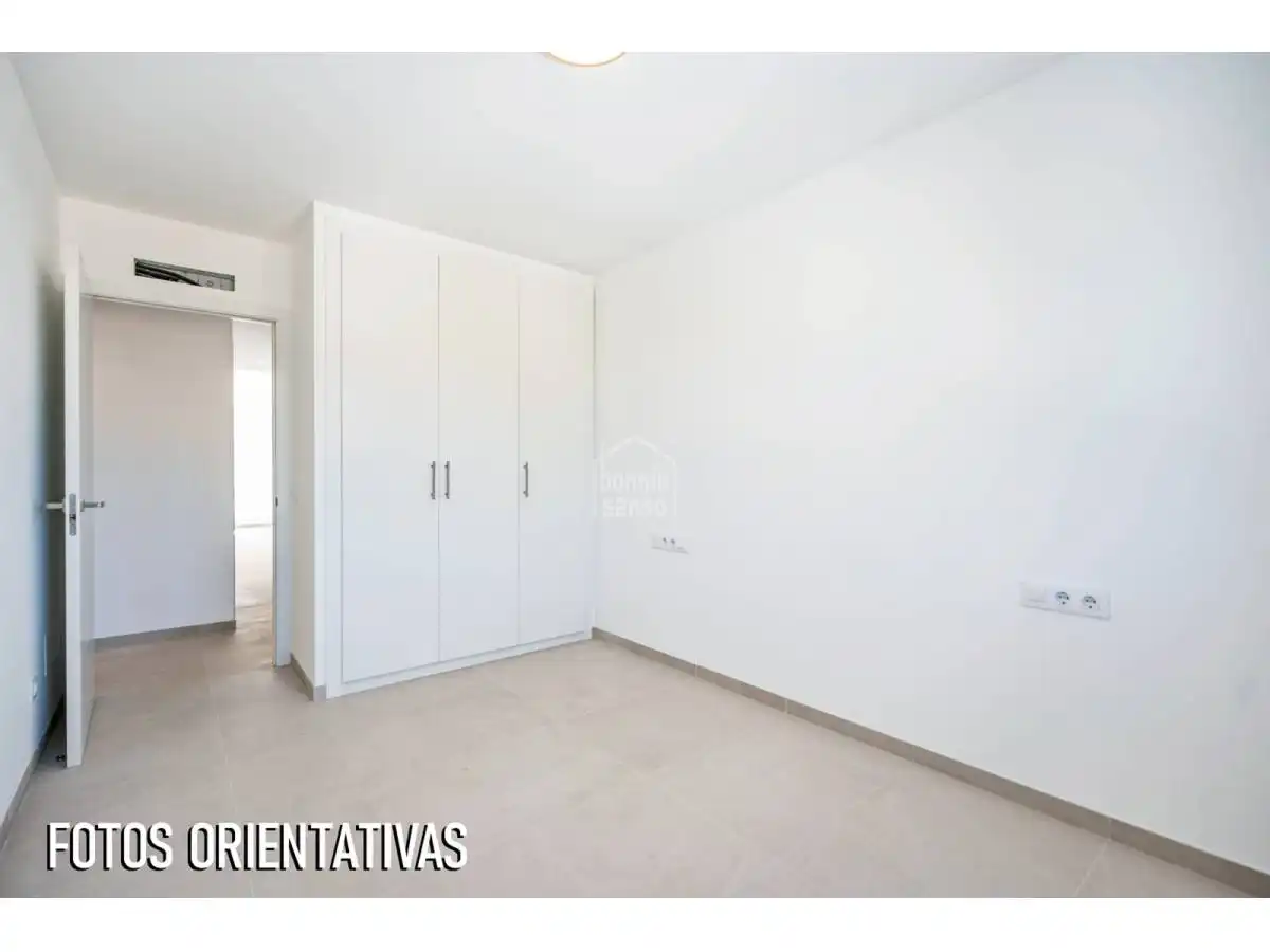 Dormitori de Apartament en venda en Sant Lluís amb Terrassa