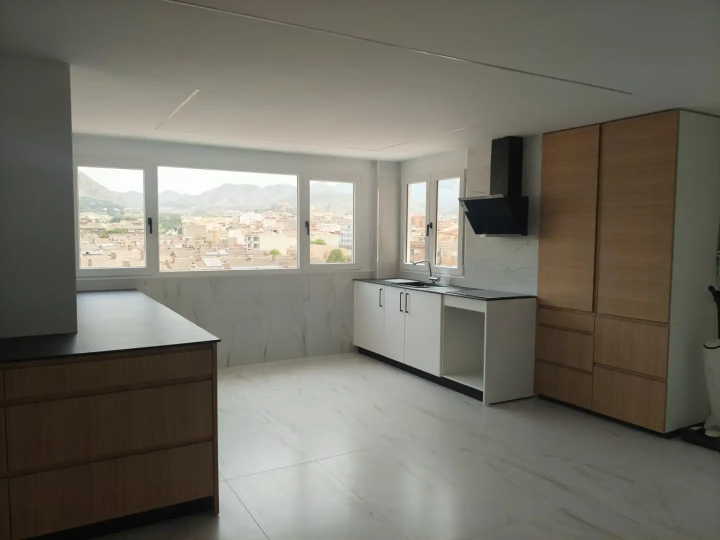 Kitchen of Flat for sale in Petrer  with Terrace and Balcony