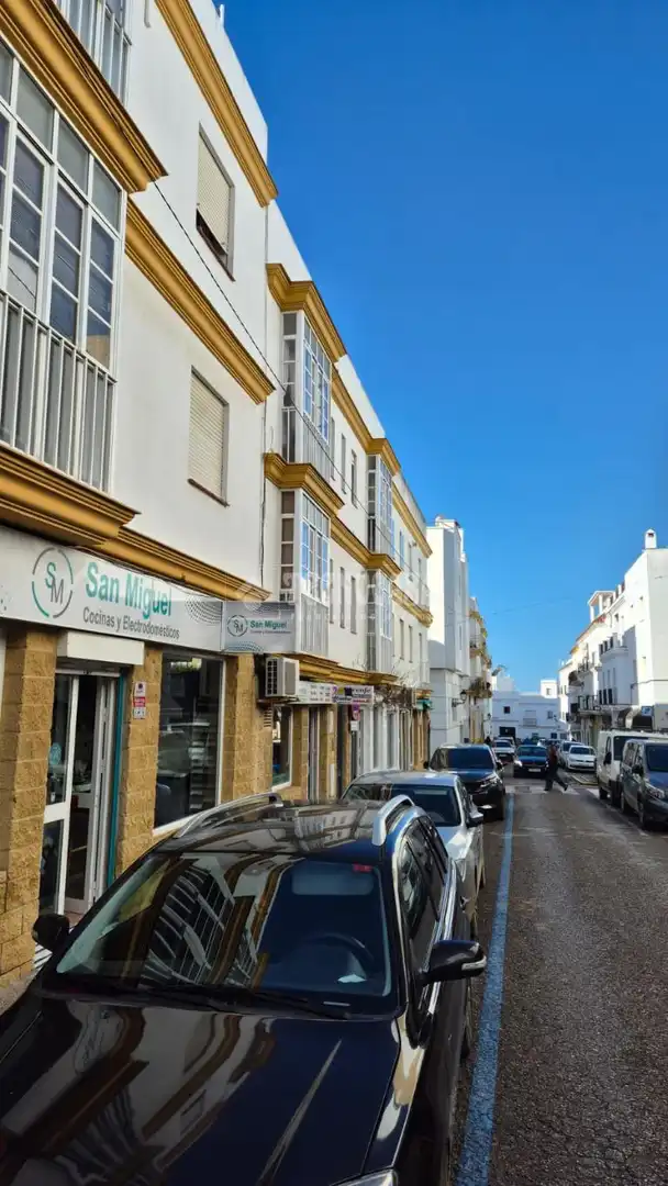 Vista exterior de Local en venda en Conil de la Frontera