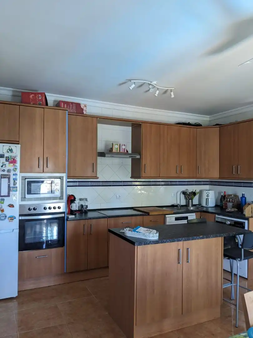 Cuina de Casa o xalet en venda en San Roque amb Aire condicionat, Calefacció i Jardí privat
