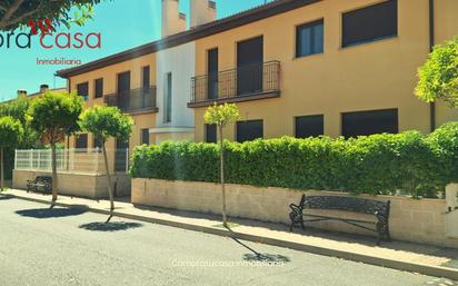 Vista exterior de Pis en venda en Valverde del Majano amb Calefacció