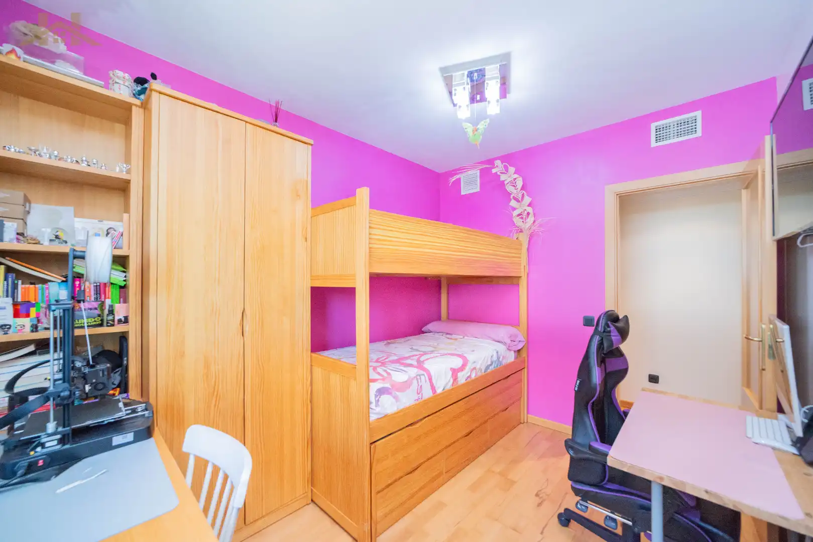 Bedroom of Flat for sale in Boadilla del Monte  with Air Conditioner, Heating and Terrace