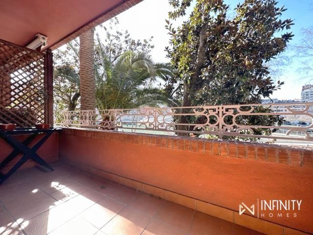 Duplex to rent in Campo de Volantín Pasealekua, Castaños - Begoñaibarra