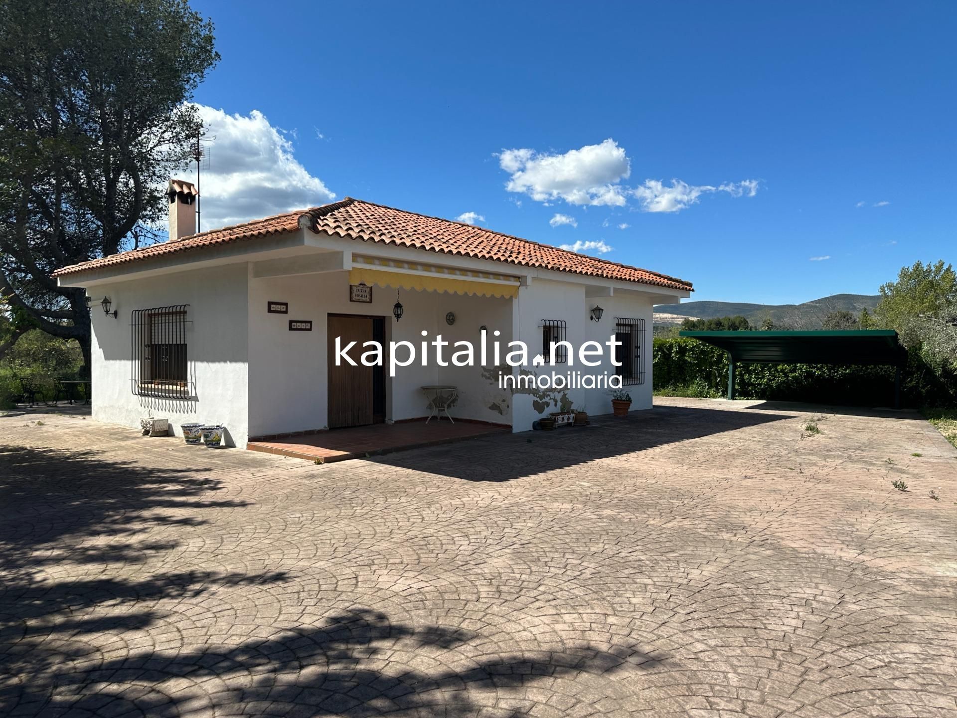 Vista exterior de Casa o xalet en venda en Ontinyent amb Aire condicionat, Calefacció i Traster