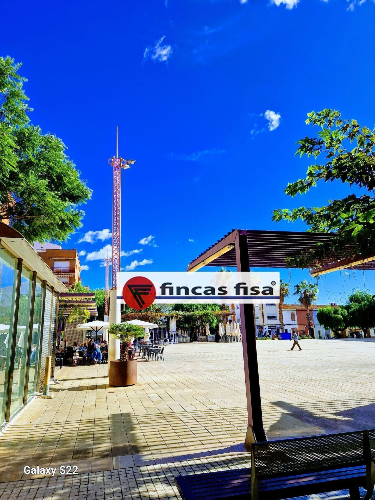 Vista exterior de Casa adosada en venda en Premià de Mar amb Aire condicionat, Calefacció i Jardí privat