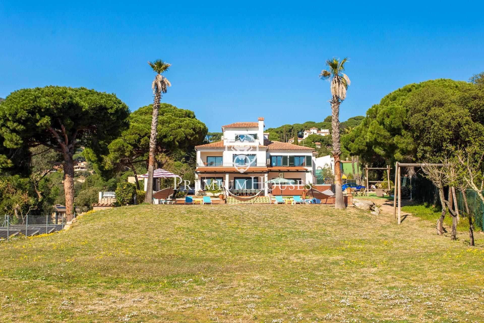 Garden of Houses for sale in Arenys de Munt  with Air Conditioner, Private garden and Terrace