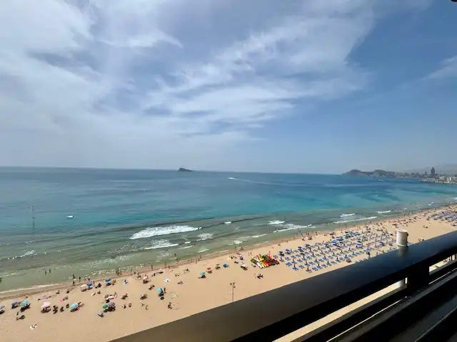 Vista exterior de Piso en venta en Benidorm con Terraza y Amueblado