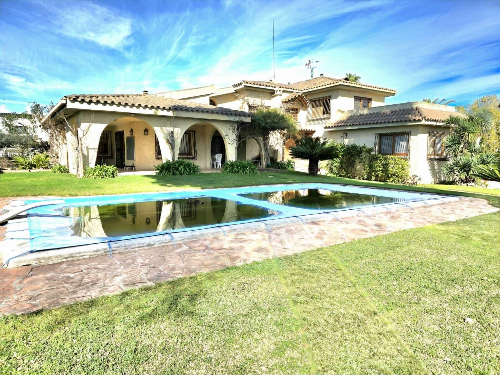 Jardí de Casa o xalet en venda en Castellón de la Plana / Castelló de la Plana amb Calefacció, Jardí privat i Terrassa