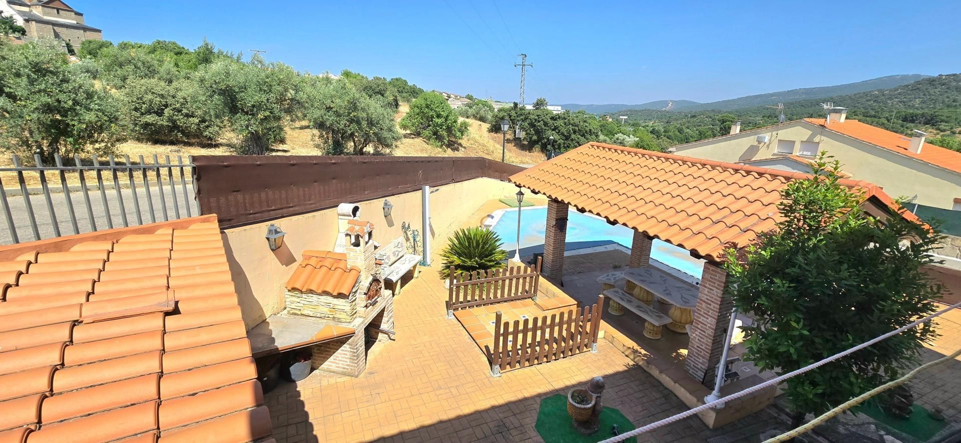Terrace of Single-family semi-detached for sale in San Martín de Valdeiglesias  with Air Conditioner, Heating and Terrace