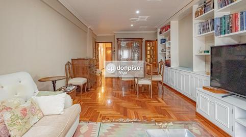 Foto 2 de Apartament en venda a Plaza España - Corte Inglés, Vigo