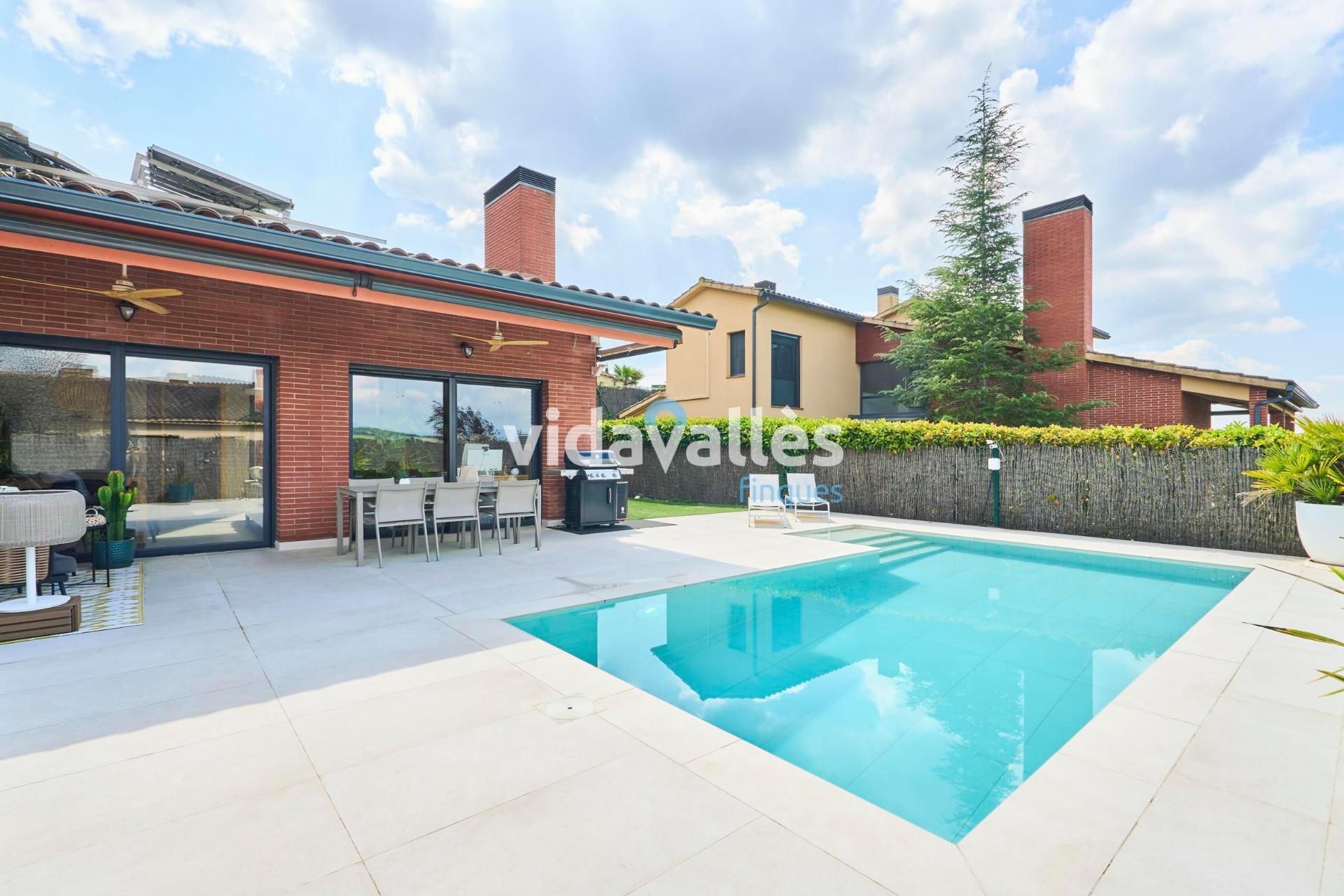 Casa o xalet en venda a La Roca del Vallès