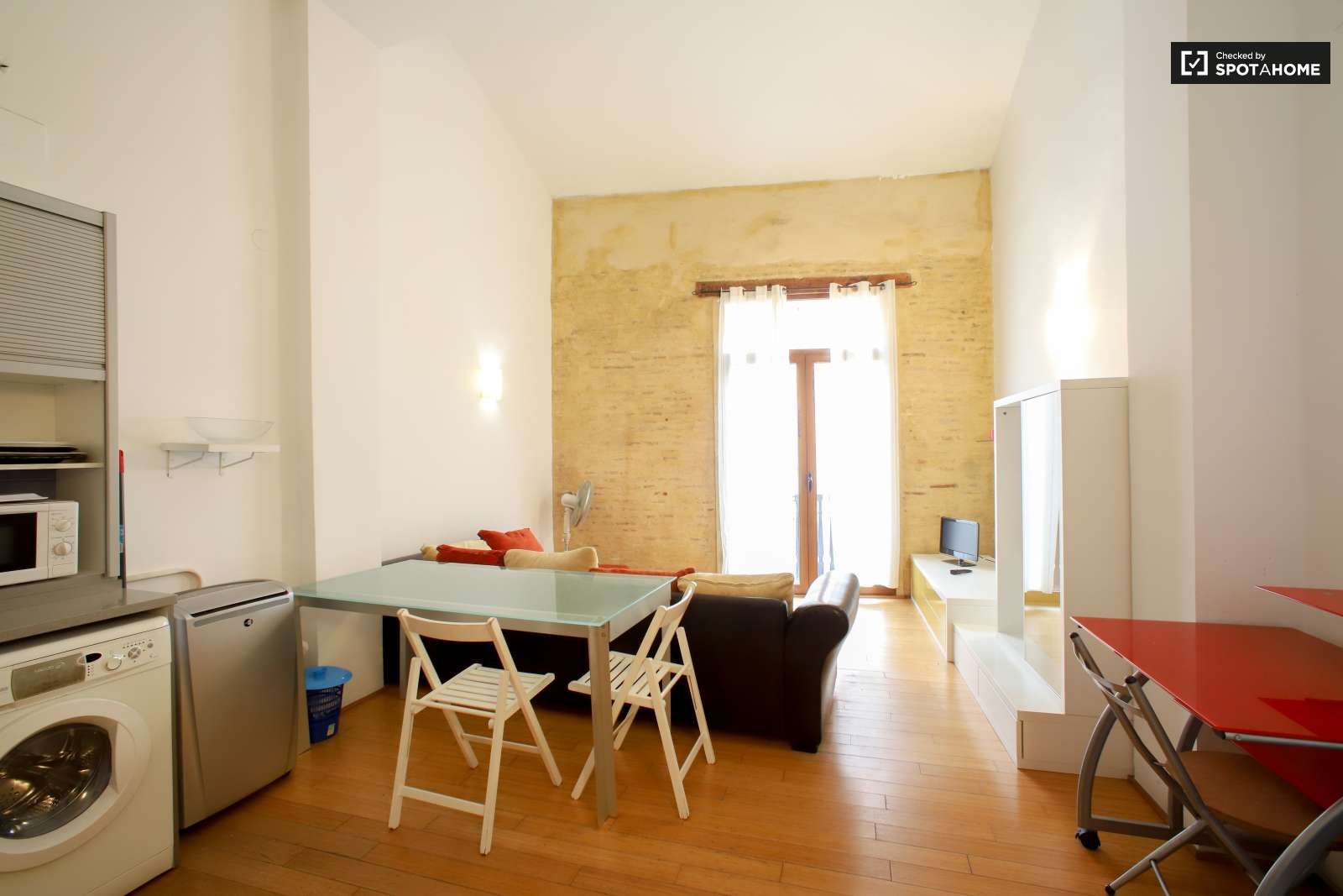 Apartment to share in El Botànic