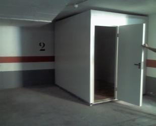 Garage to rent in Pueblo