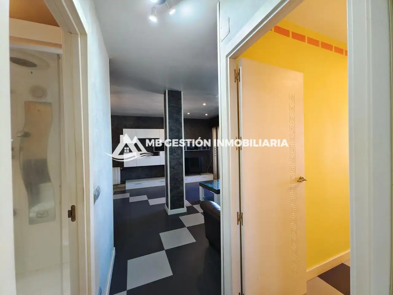 Piso en venta en Fuenlabrada con Aire acondicionado, Calefacción y Terraza