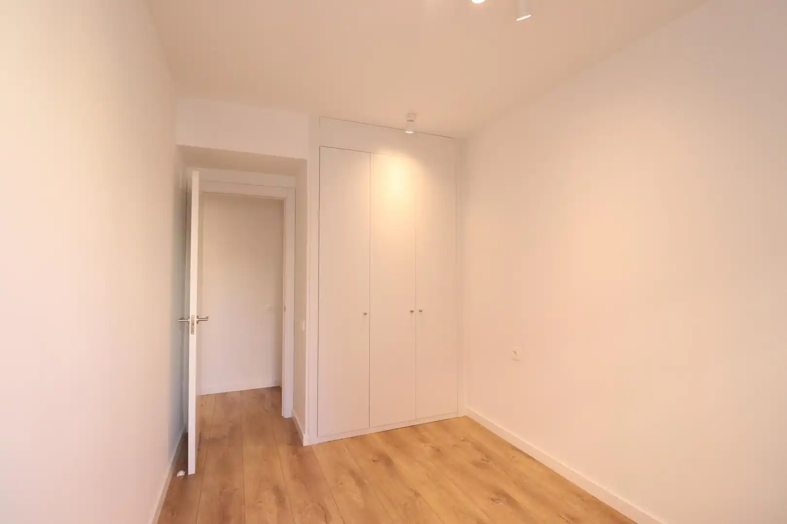 Flat for rent in de l'Aurora, Centre