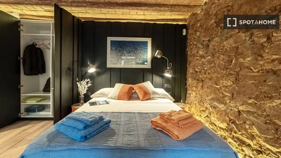 Bedroom of Flat for rent in Barcelona  with Air Conditioner, Heating and Furnished