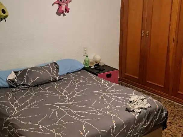 Dormitori de Pis en venda en  Valencia Capital amb Aire condicionat, Terrassa i Balcó