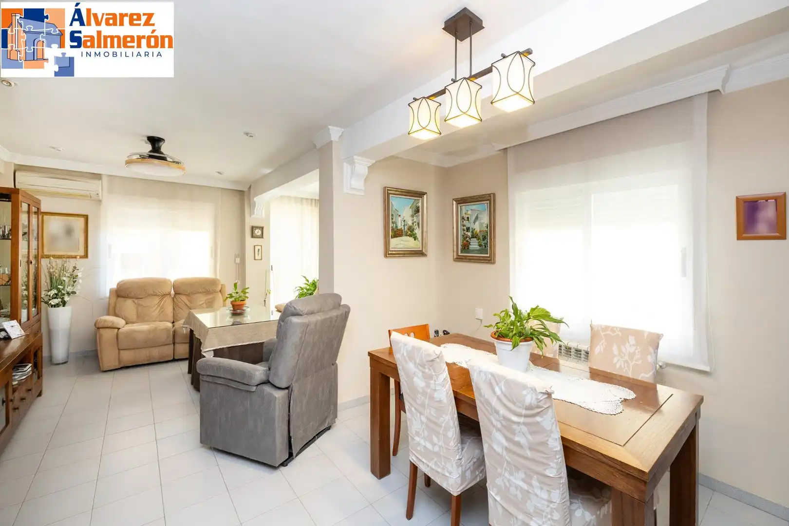 Dining room of Flat for sale in Granada  with Balcony