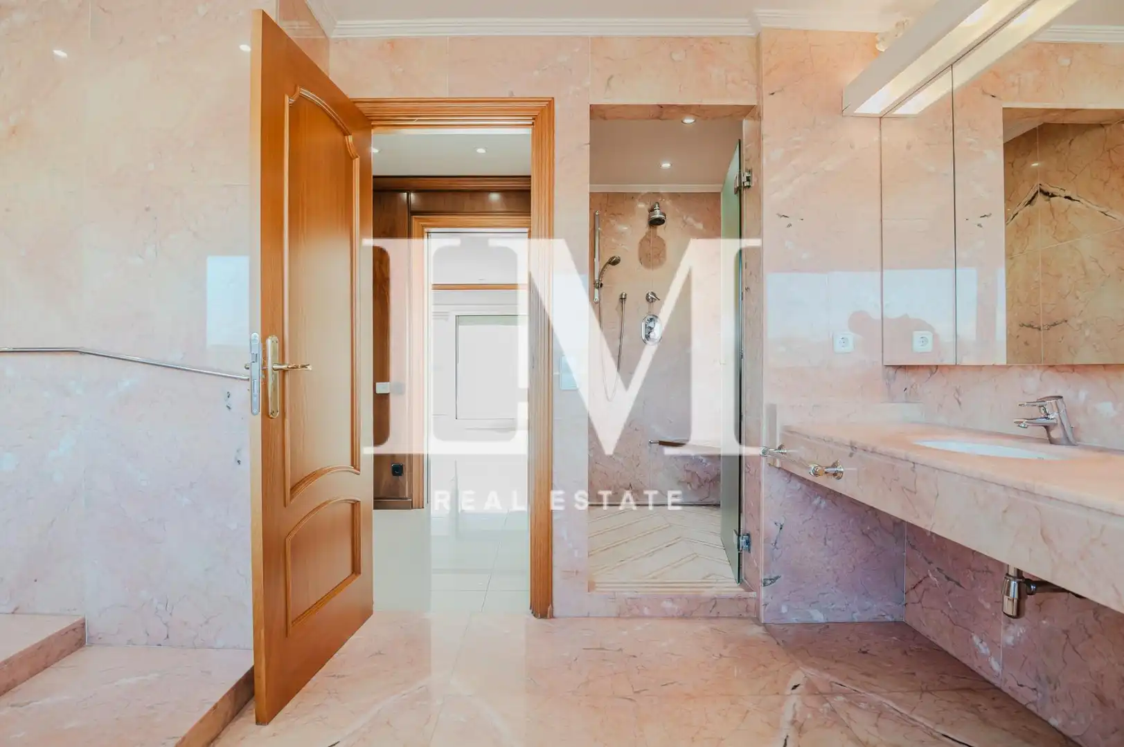 Bathroom of Houses for rent in Argentona  with Air Conditioner, Private garden and Terrace