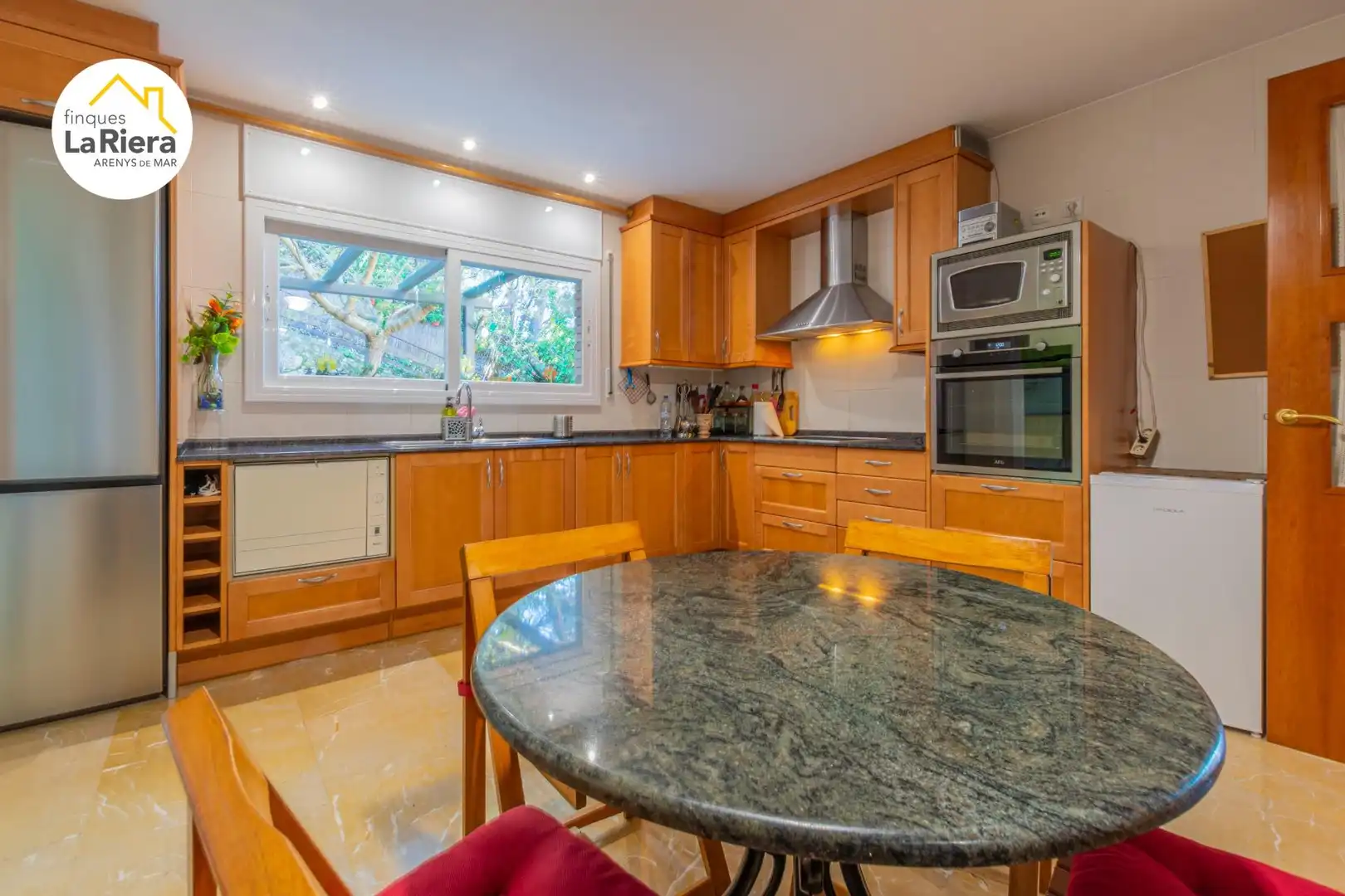 Kitchen of Houses for sale in Arenys de Munt