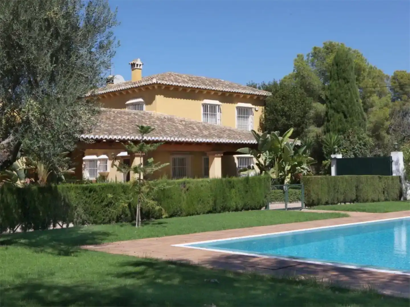 Exterior view of Flat for sale in Bétera  with Private garden, Swimming Pool and Furnished
